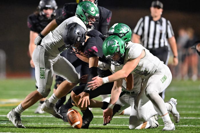 West Linn Tualatin football Oregon October 7 2022 Leon Neuschwander 53